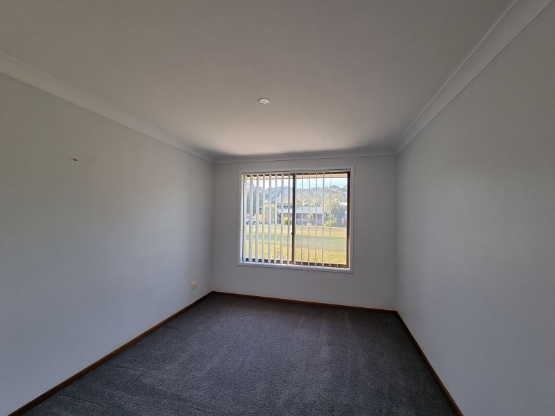 8  East Lansdowne Road, Lansdowne NSW 2430