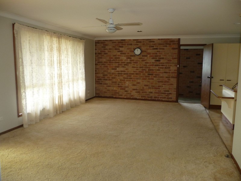 2 Wyden Street, Old Bar NSW 2430