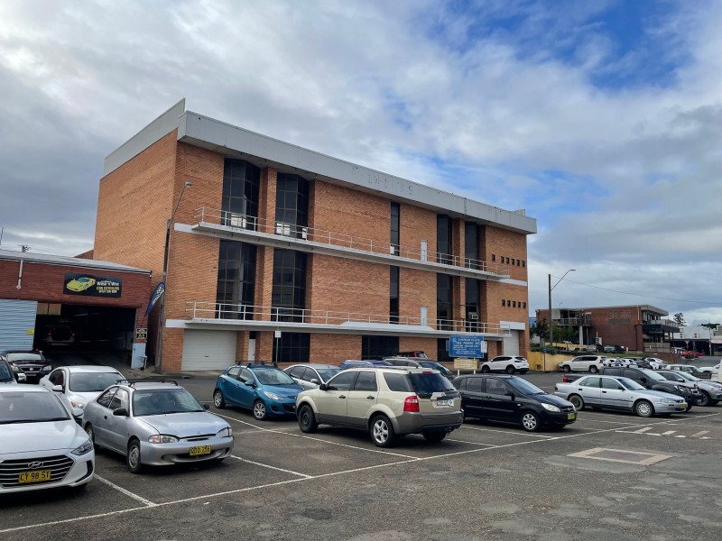 10-12 Albert Lane, Taree NSW 2430