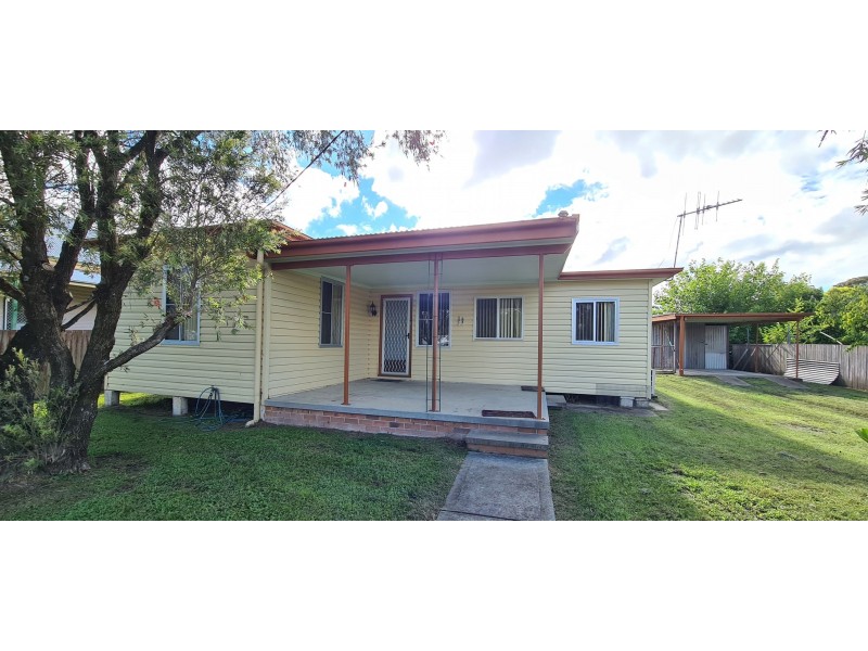 24 Primrose Street, Wingham NSW 2429