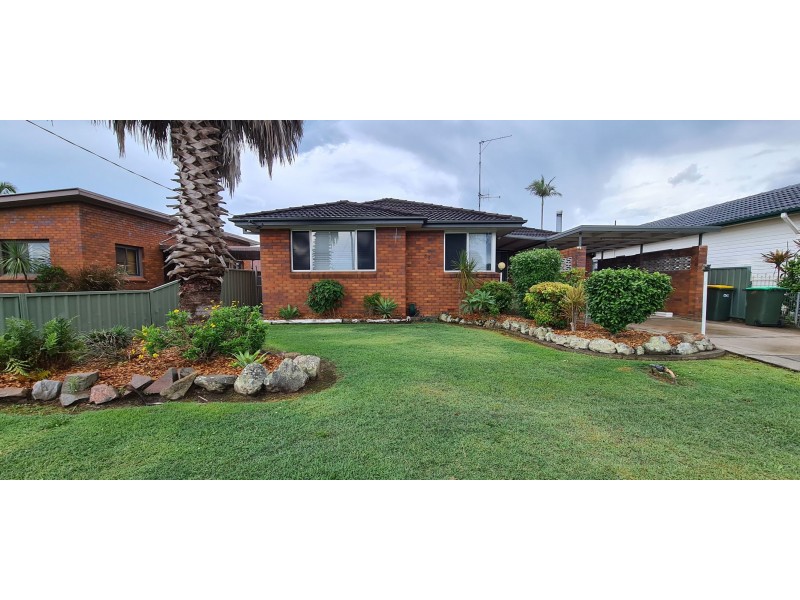 87 Edinburgh Drive, Taree NSW 2430