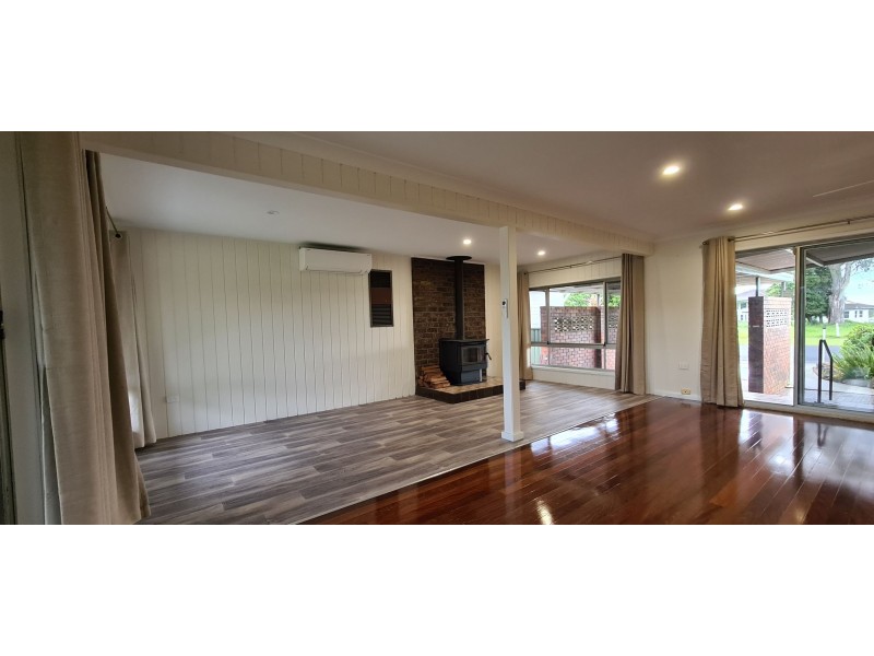 87 Edinburgh Drive, Taree NSW 2430