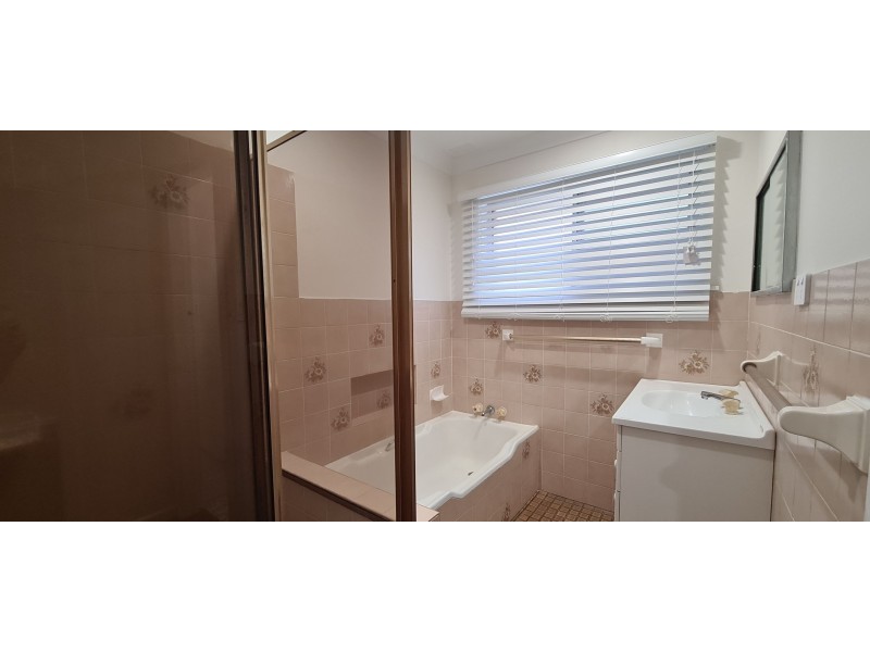 87 Edinburgh Drive, Taree NSW 2430