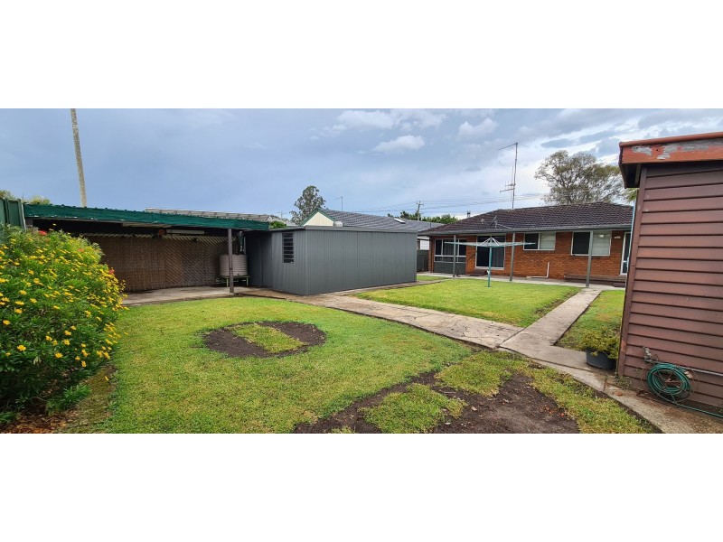 87 Edinburgh Drive, Taree NSW 2430