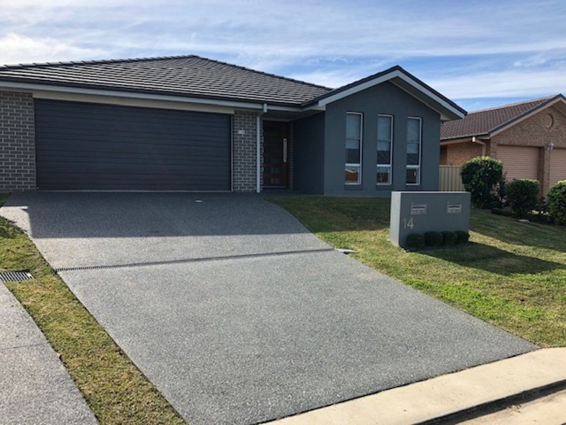 14B Wandarra Street, Taree NSW 2430