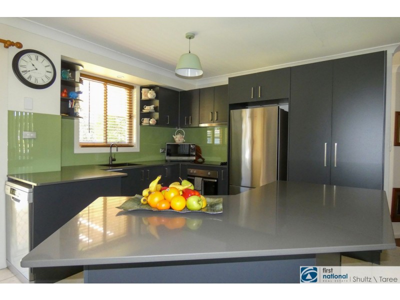 15 Rohini Place, Taree NSW 2430