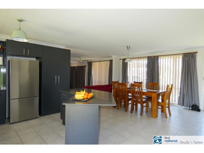 15 Rohini Place, Taree NSW 2430