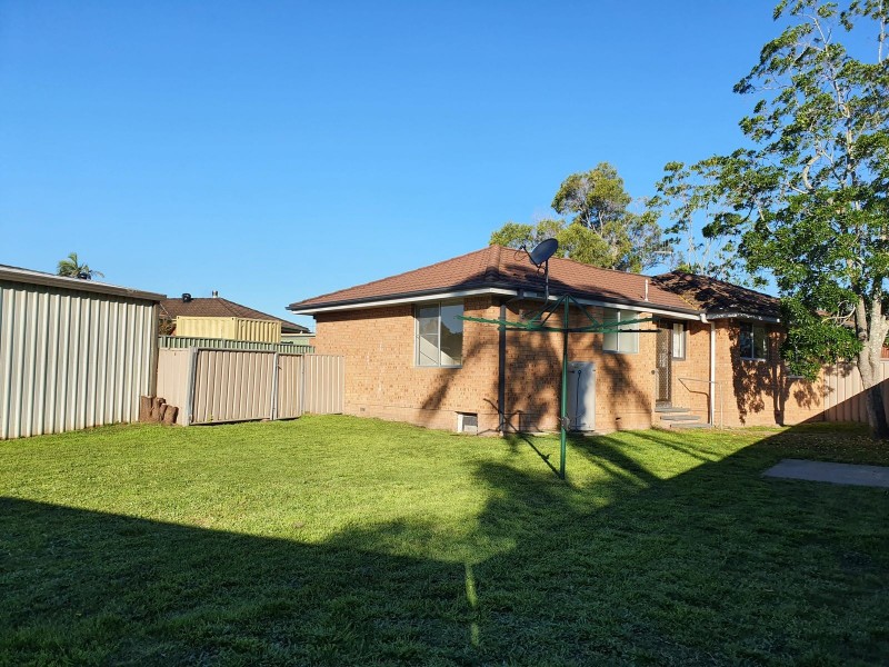 30 Hickory Crescent, Taree NSW 2430