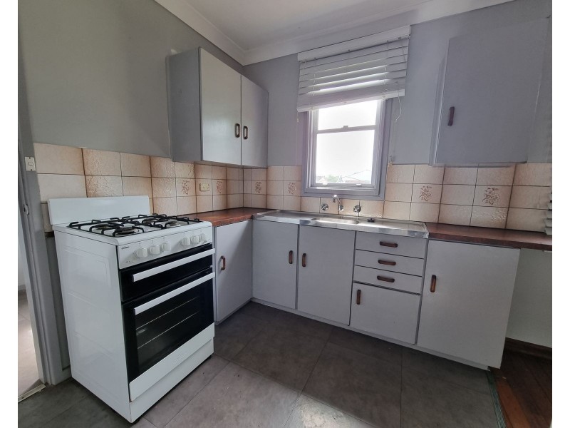 7 Valerie Street, Taree NSW 2430