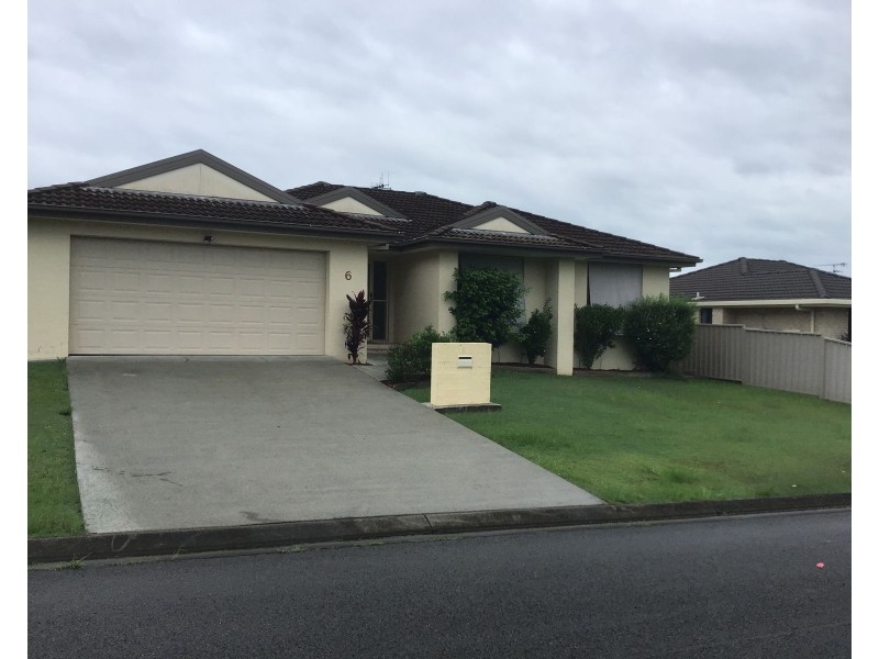 6 Pyrus Drive, Taree NSW 2430