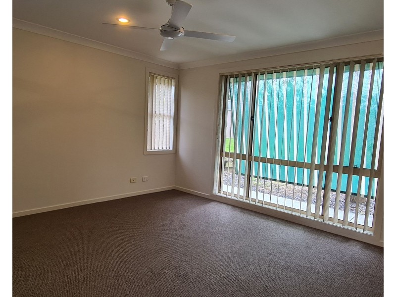 6 Pyrus Drive, Taree NSW 2430