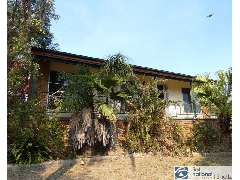 8 Hughes Street, Taree NSW 2430