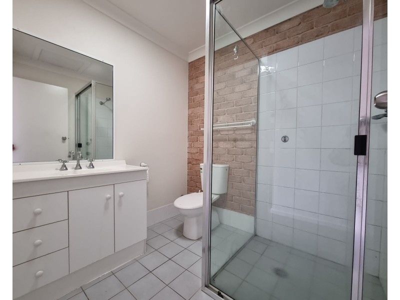 2/102A Albert Street, Taree NSW 2430