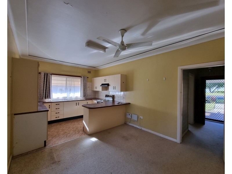 14 Short Street, Taree NSW 2430