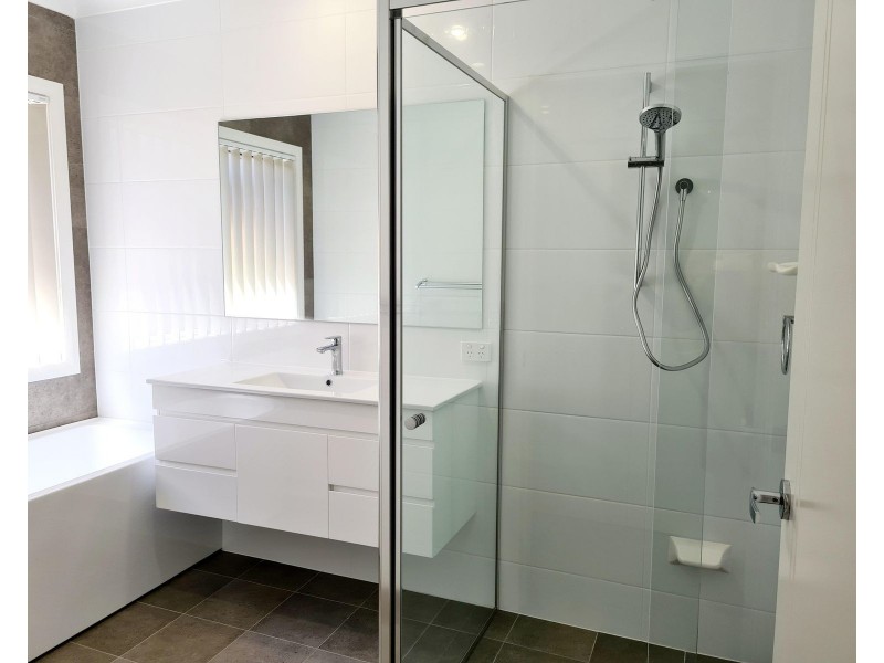 95b Talawong Dr, Taree NSW 2430