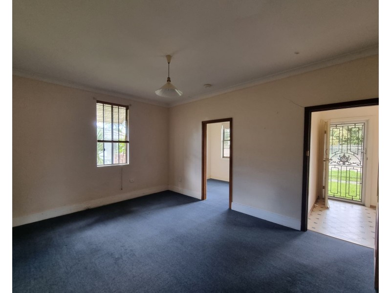 73 Cowper Street, Taree NSW 2430
