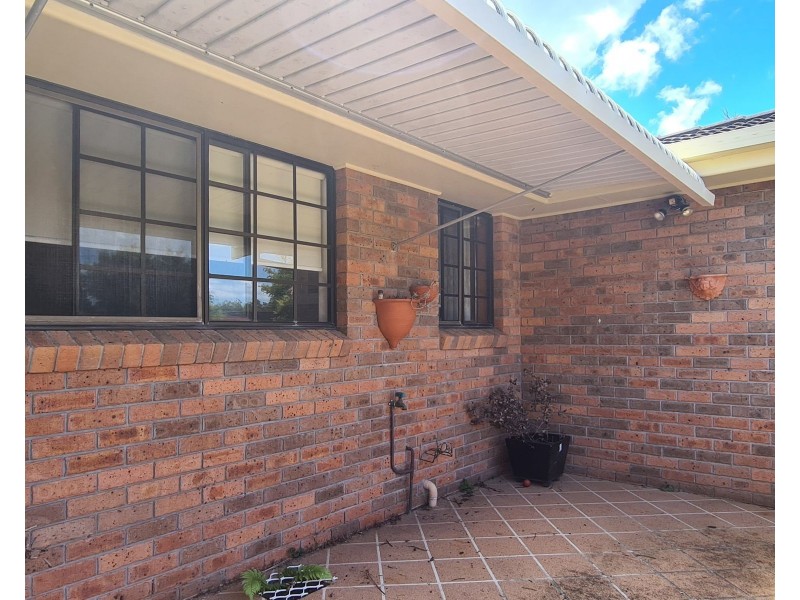 1/1 Carrabeen Drive, Old Bar NSW 2430
