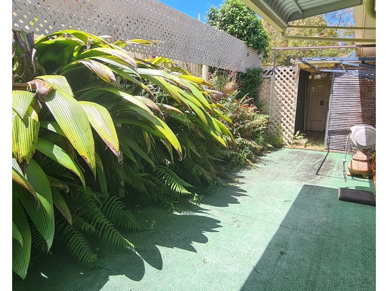 1/1 Carrabeen Drive, Old Bar NSW 2430
