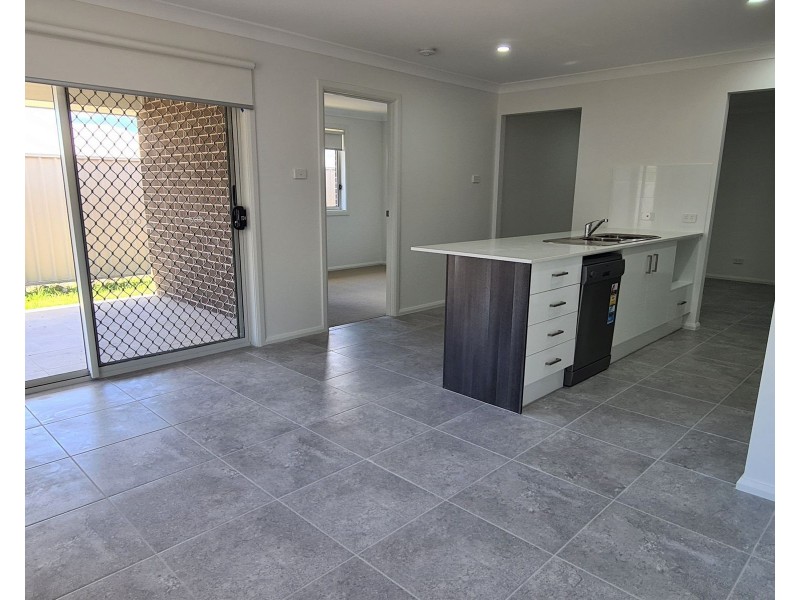 23 Grandis Parade, Taree NSW 2430