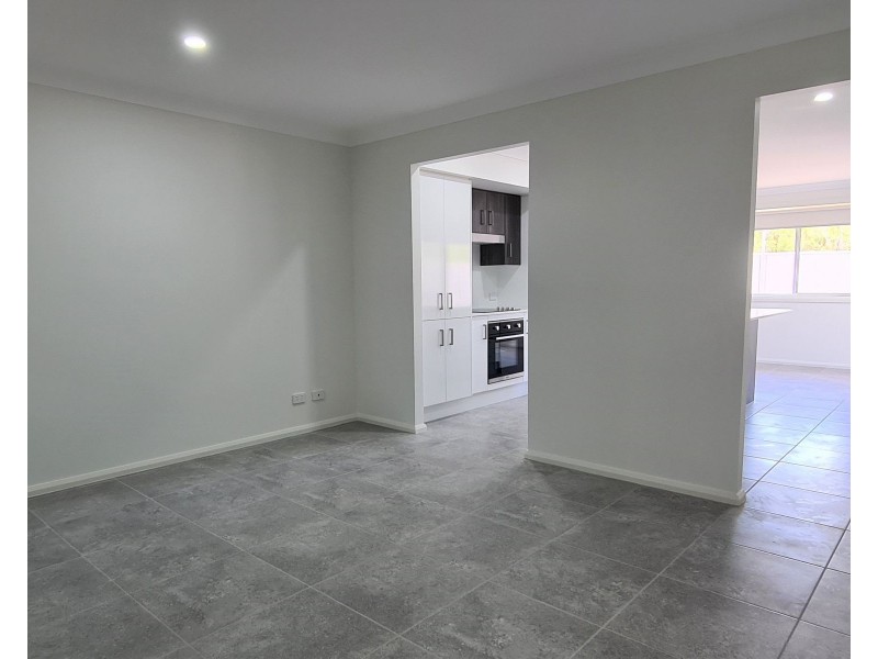 23 Grandis Parade, Taree NSW 2430