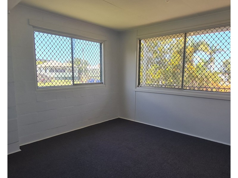 2/26 Commerce Street, Taree NSW 2430