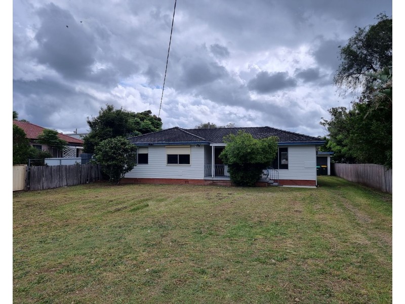 31 Mackay Street, Taree NSW 2430