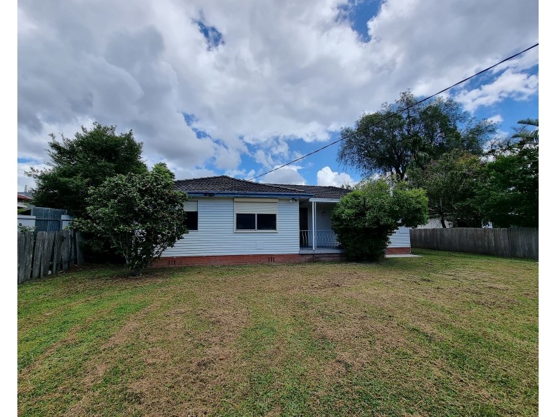 31 Mackay Street, Taree NSW 2430