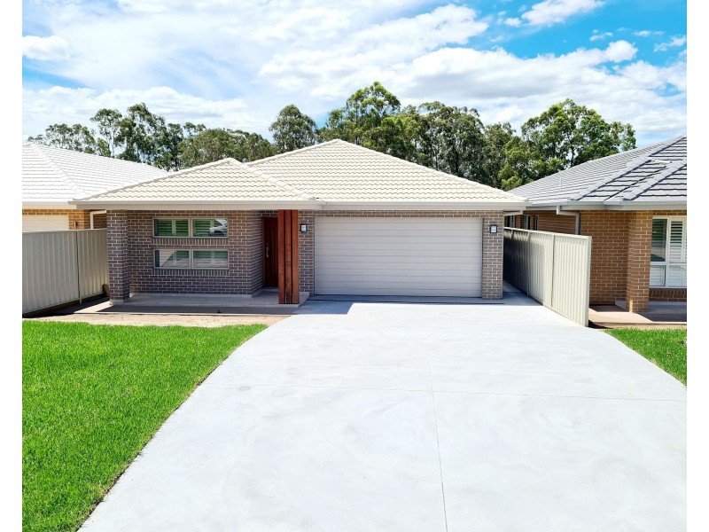 97a Talawong Dr, Taree NSW 2430