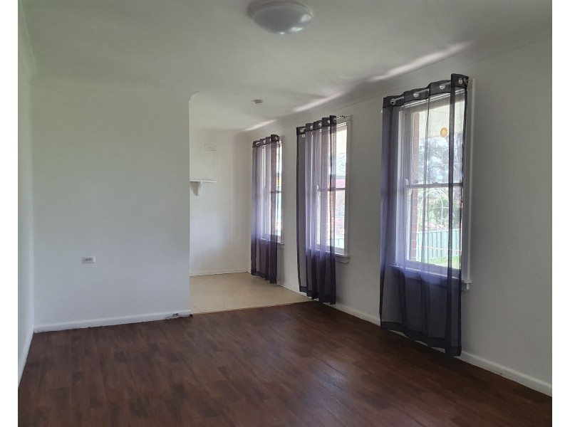 16 Ronald Road, Taree NSW 2430