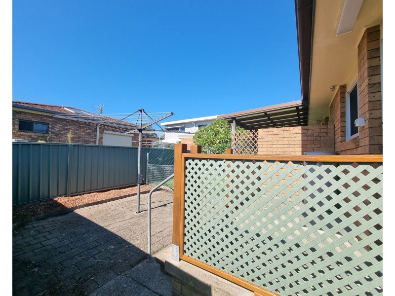 1/128 Manning Street, Taree NSW 2430
