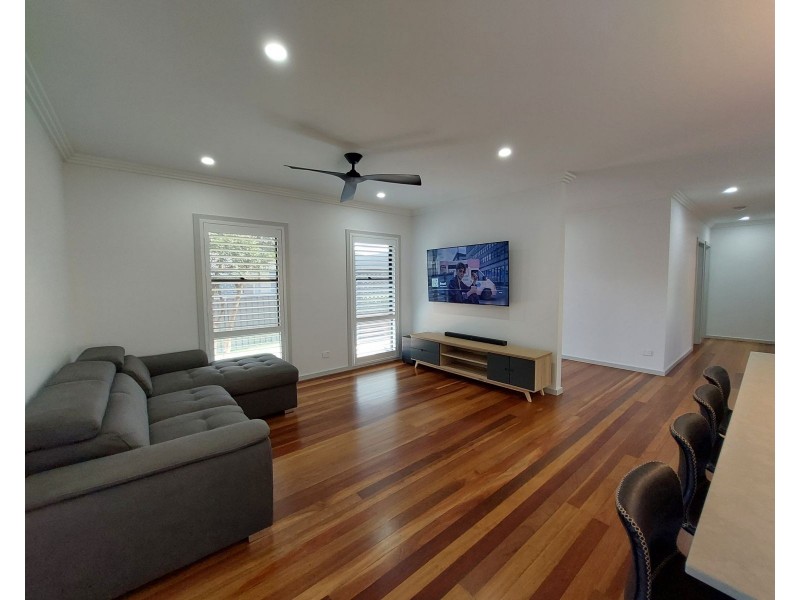 15 McLennan Street, Taree NSW 2430