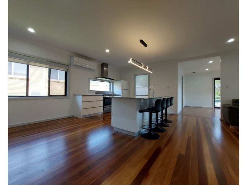 15 McLennan Street, Taree NSW 2430