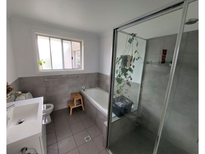11 Pyrus Drive, Taree NSW 2430