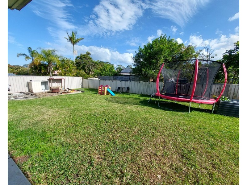 11 Pyrus Drive, Taree NSW 2430