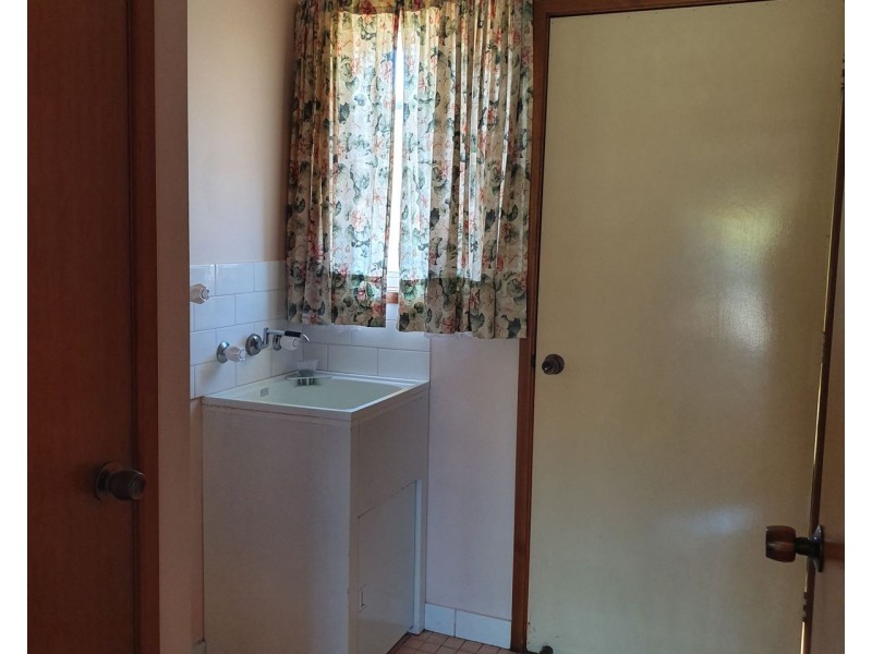 8/125 Edinburgh Drive, Taree NSW 2430