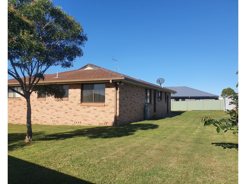 2 Wyden Street, Old Bar NSW 2430