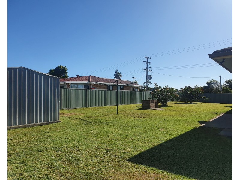 2 Wyden Street, Old Bar NSW 2430