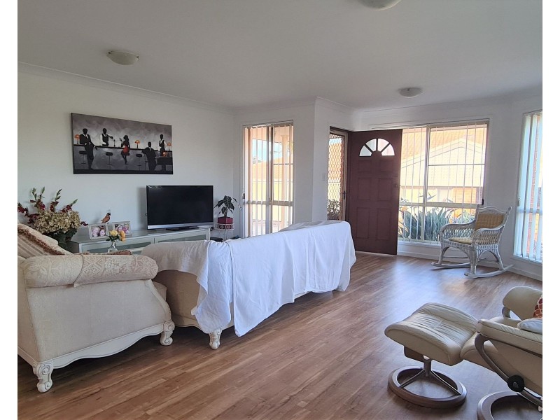 1/89 Old Bar Road, Old Bar NSW 2430