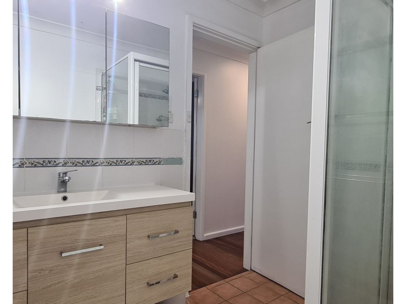 8 Gleeson Crescent, Taree NSW 2430