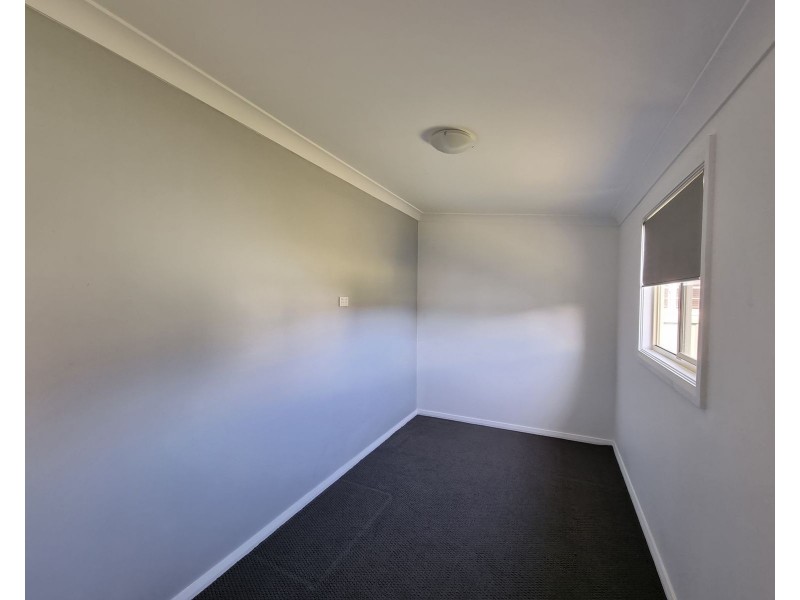 81 Edinburgh Drive, Taree NSW 2430