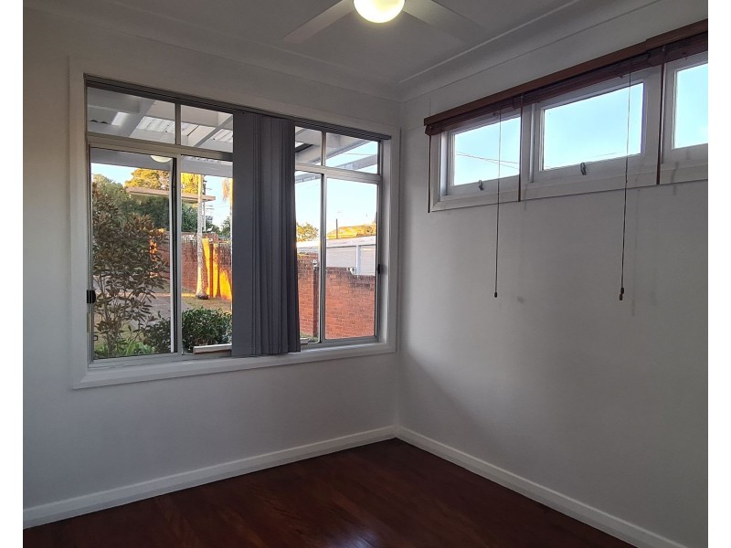 4 Ritchie Crescent, Taree NSW 2430