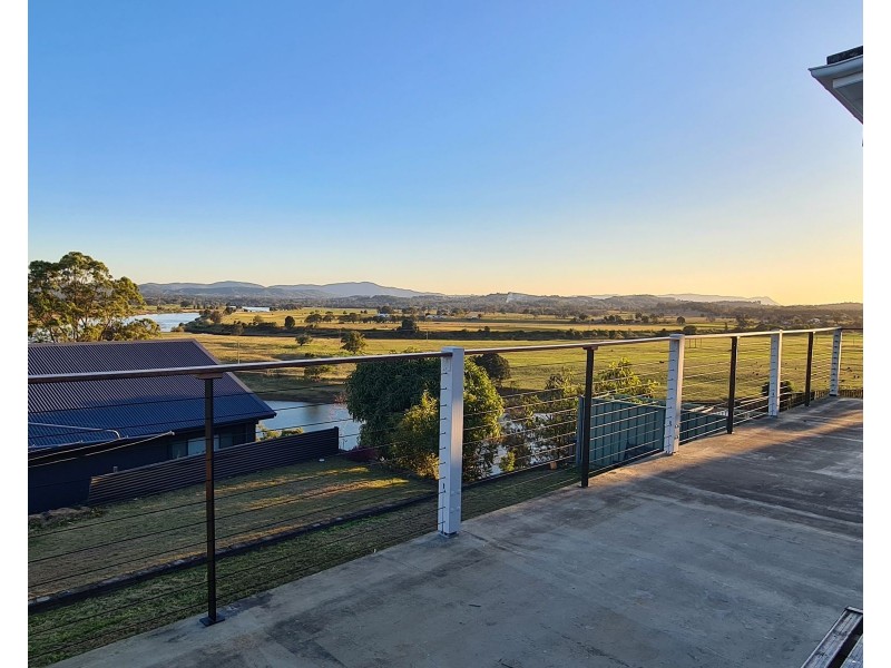 4 Ritchie Crescent, Taree NSW 2430