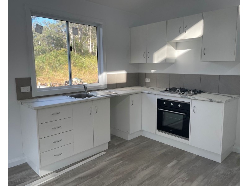 Flat/122 Pampoolah Road, Pampoolah NSW 2430