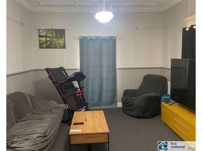 21 Wynter Street, Taree NSW 2430