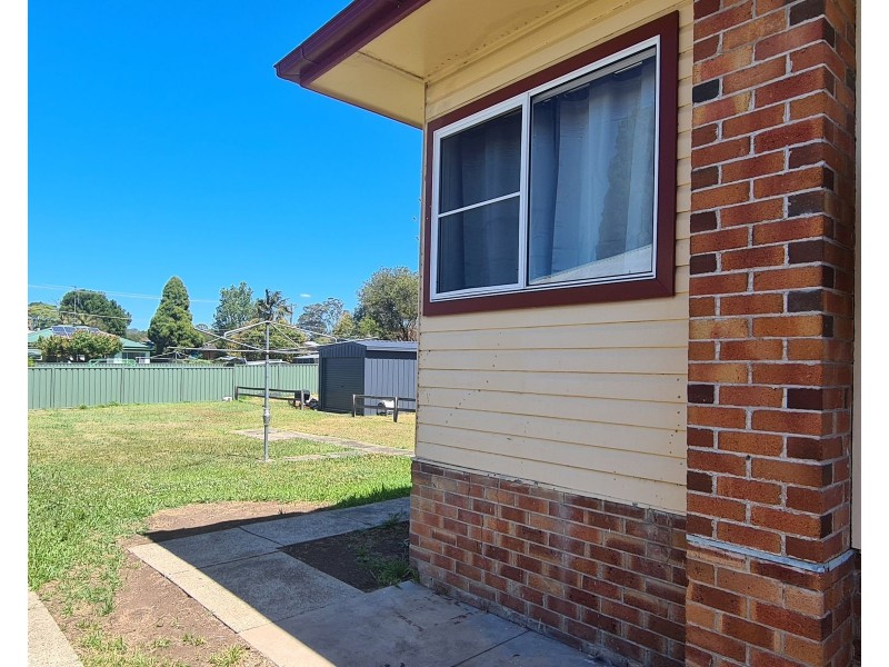 2 Gill Avenue, Taree NSW 2430