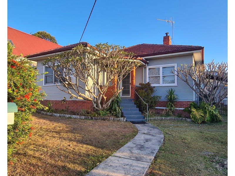 6 Canget Street,, Wingham NSW 2429