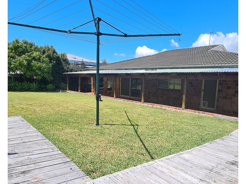 16 Killawarra Drive, Taree NSW 2430