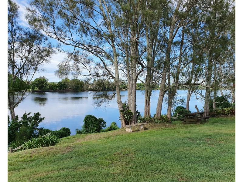 1/5 Gregory Close, Taree NSW 2430