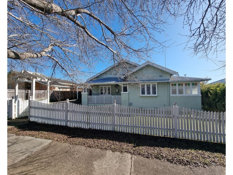 3 York Street, Taree NSW 2430