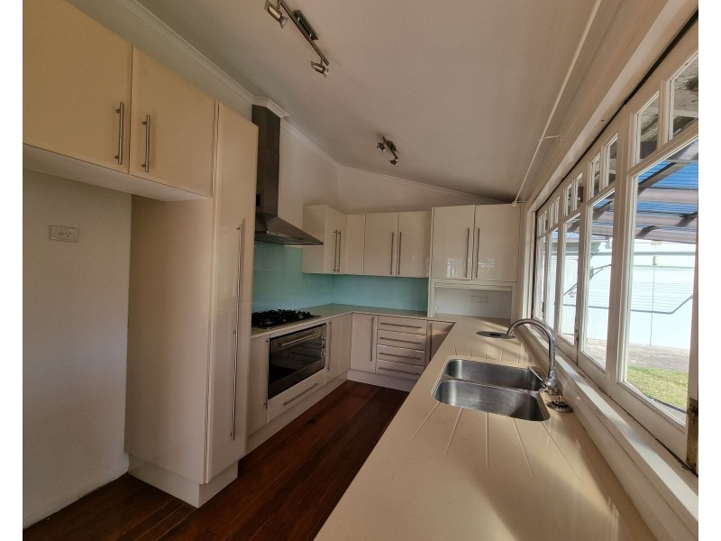 3 York Street, Taree NSW 2430